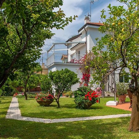 Magnificent Villa 산레모 외부 사진