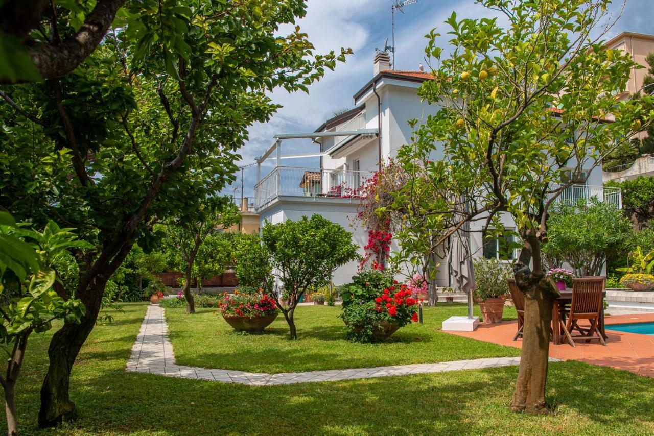 Magnificent Villa 산레모 외부 사진