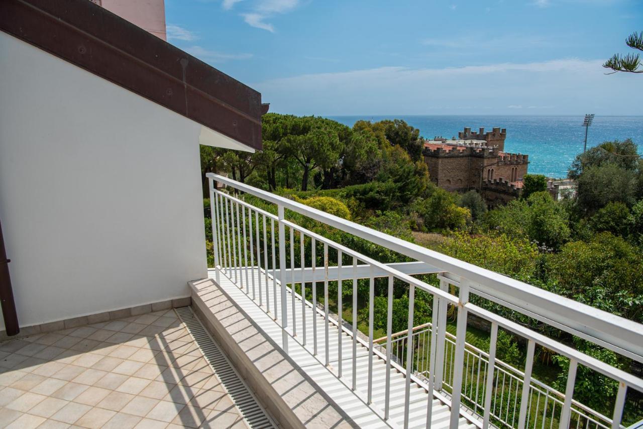 Magnificent Villa 산레모 외부 사진